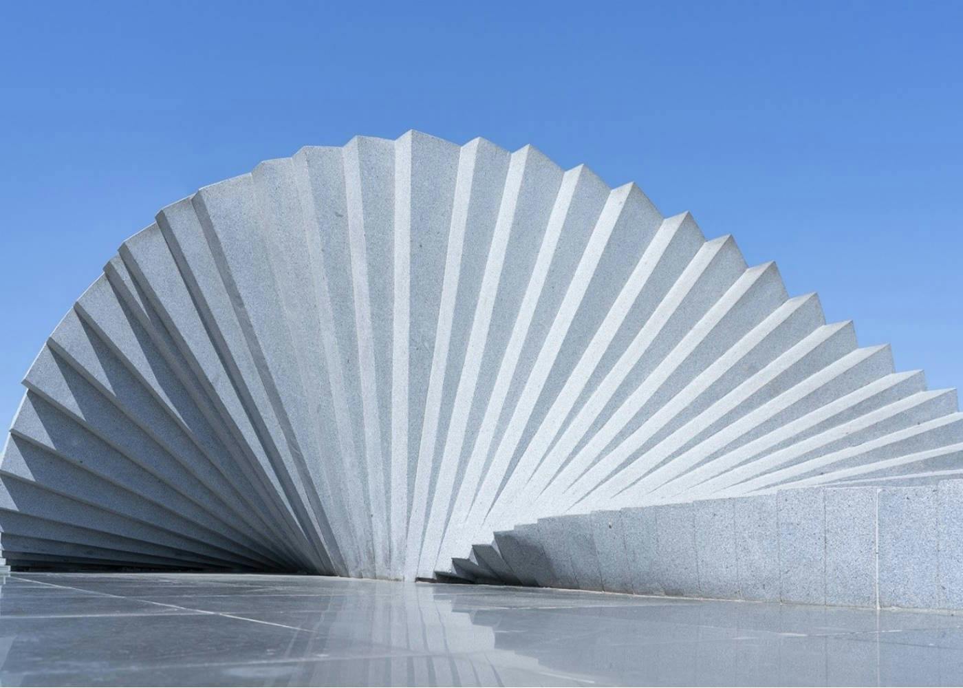 The Inverted Yield Curve: Analyzing the 2s10s Recession Probability